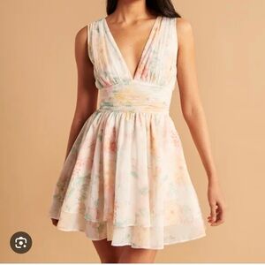 Spring 🌷Abercrombie Flirty Drama Mini Dress Super cute! Small Petite